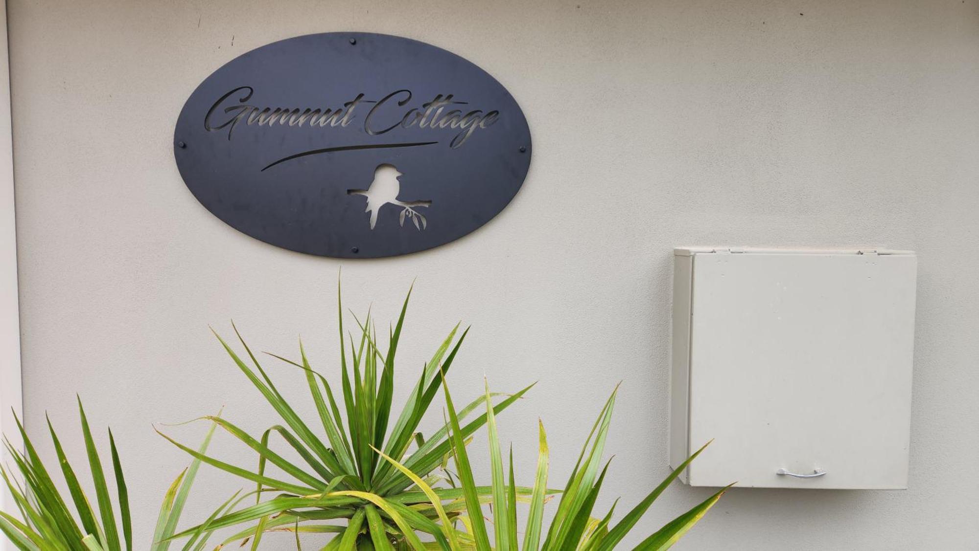 Tranquil Gumnut Cottage - Close To Airport Perth Exterior photo